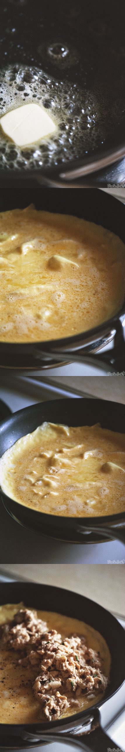 Passo a passo Omelete Chesapeake;1) derreta a manteiga2) cozinhe os ovos até ficarem quase sólidos3) adicione o caranguejo de um lado assim que os ovos estiverem endurecendo.
