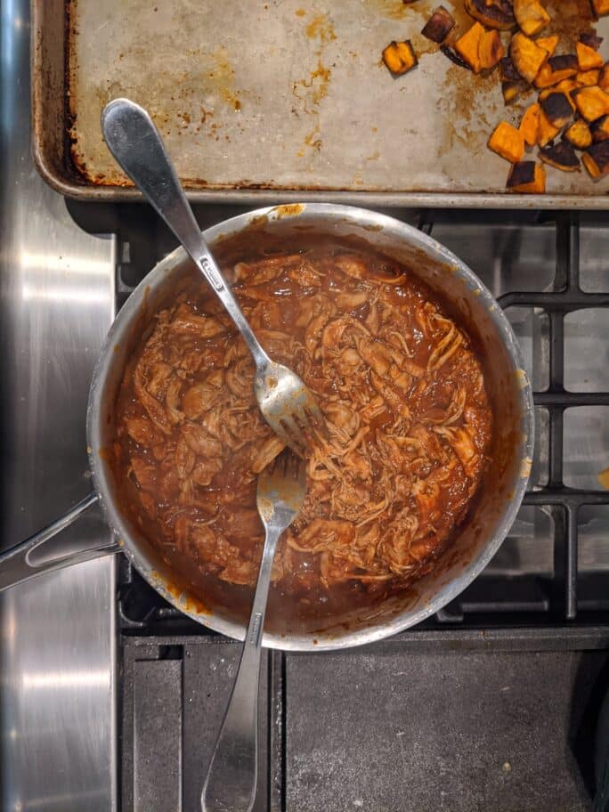 tinga de frango desfiado na panela
